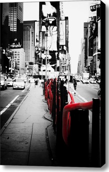 Black and White Photography New York. Black and white photography with color accents.