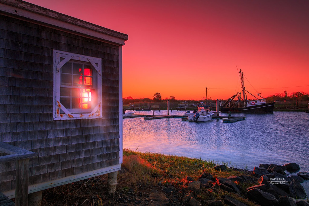 Here comes the sun dududududu. Sunrise today at Rock Harbor in Eastham, Cape Cod. Cape Cod unsets and sunrises by Cape Cod artist Dapixara https://dapixara.com