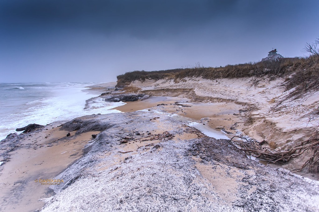 Coast Guard beach erosion. Big chunk of the path and cliff missing at Coast Guard beach. January 21, 2019. © Dapixara