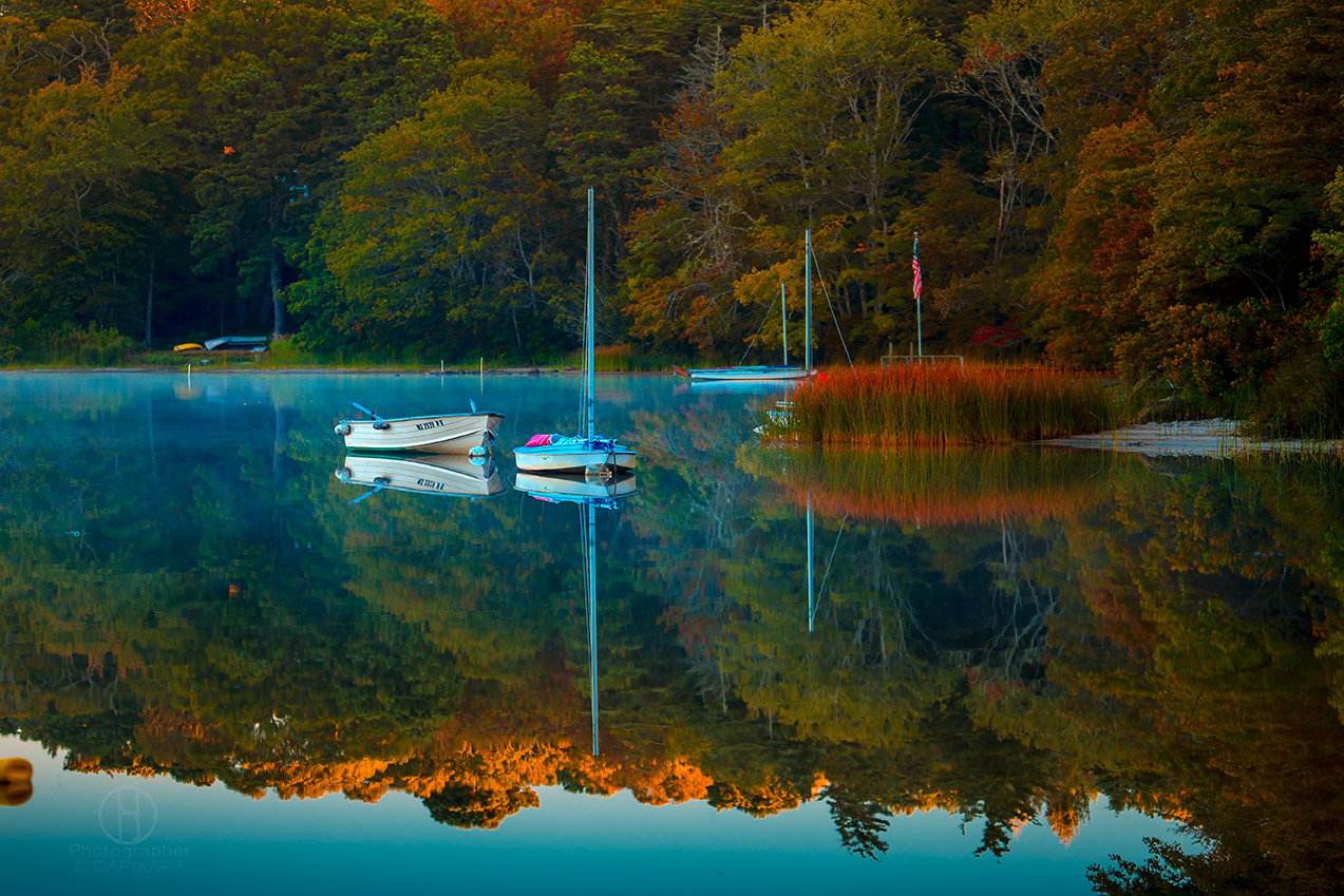crystal-lake-fall-foliage-dapixara-photograph