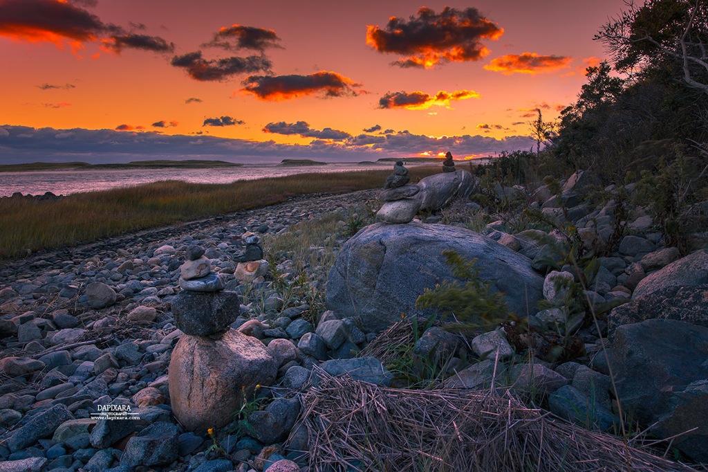 Spectacular sunrise this morning on Nauset Heights in Cape Cod. Dapixara Cape Cod news and photos https://dapixara.com