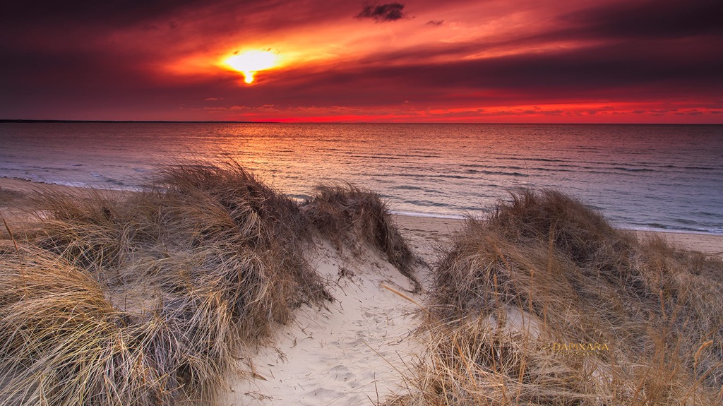 Tonight's scenic sunset from First Encounter beach, Eastham.  Monday, January 28, 2019: Sunset at First Encounter beach.  Photographer © Dapixara cape cod sunsets.