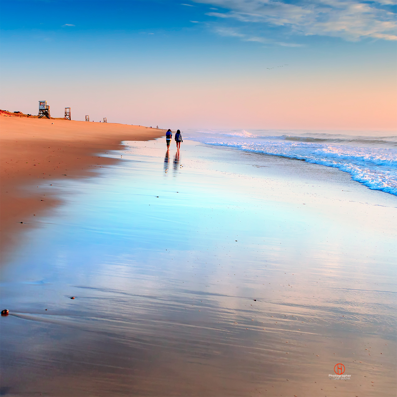 Wonderful world, Dapixara beach photography. People walking on the beach.