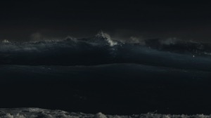 Black and white photography.The roar of high surf. Dapixara photography https://dapixara.com