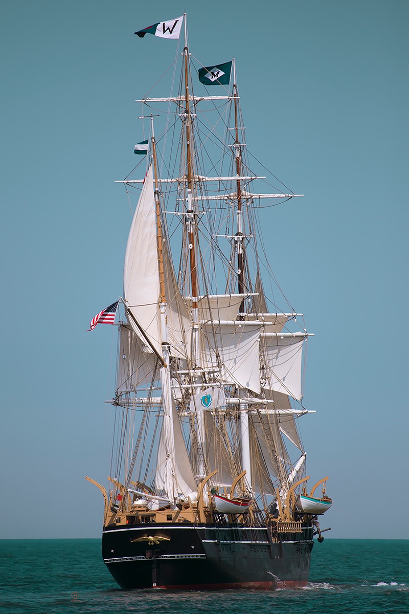 American Tall Ships. “Charles W. Morgan”. Last whaling ship 38th voyage from New Bedford to Cape Cod, Provincetown. Photographer Dapixara, 2014.